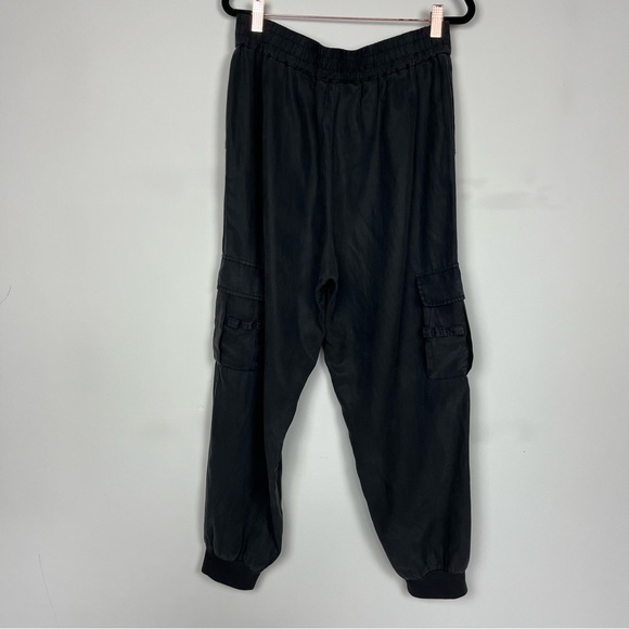 ALICE + OLIVIA DEDE SMOCKED CARGO PANTS IN BLACK SIZE LARGE - Picture 11 of 14